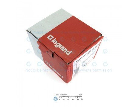Legrand Compact PIR Motion Sensor for Light Source 220VAC Legrand Compact PIR Motion Sensor for Light Source 220VAC