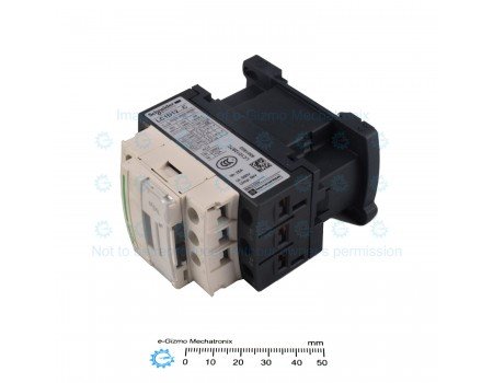 Schneider 5.5kW 24VAC coil 3-poles Contactor with Auxi Contacts LC1D12B7C [USED]