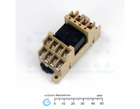 4-gang Industrial Relay in Compact Din Rail Mounting Socket [Surplus]