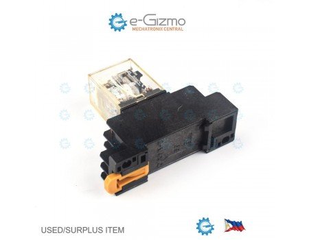Omron MY2N 24VDC DPDT Industrial Relay with DIN Socket Omron MY2N 24VDC DPDT Industrial Relay with DIN Socket