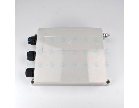 Weatherproof IP66 Polycarbonate Enclosure with Grounding and Cable Glands Weatherproof IP66 Polycarbonate Enclosure with Grounding and Cable Glands
